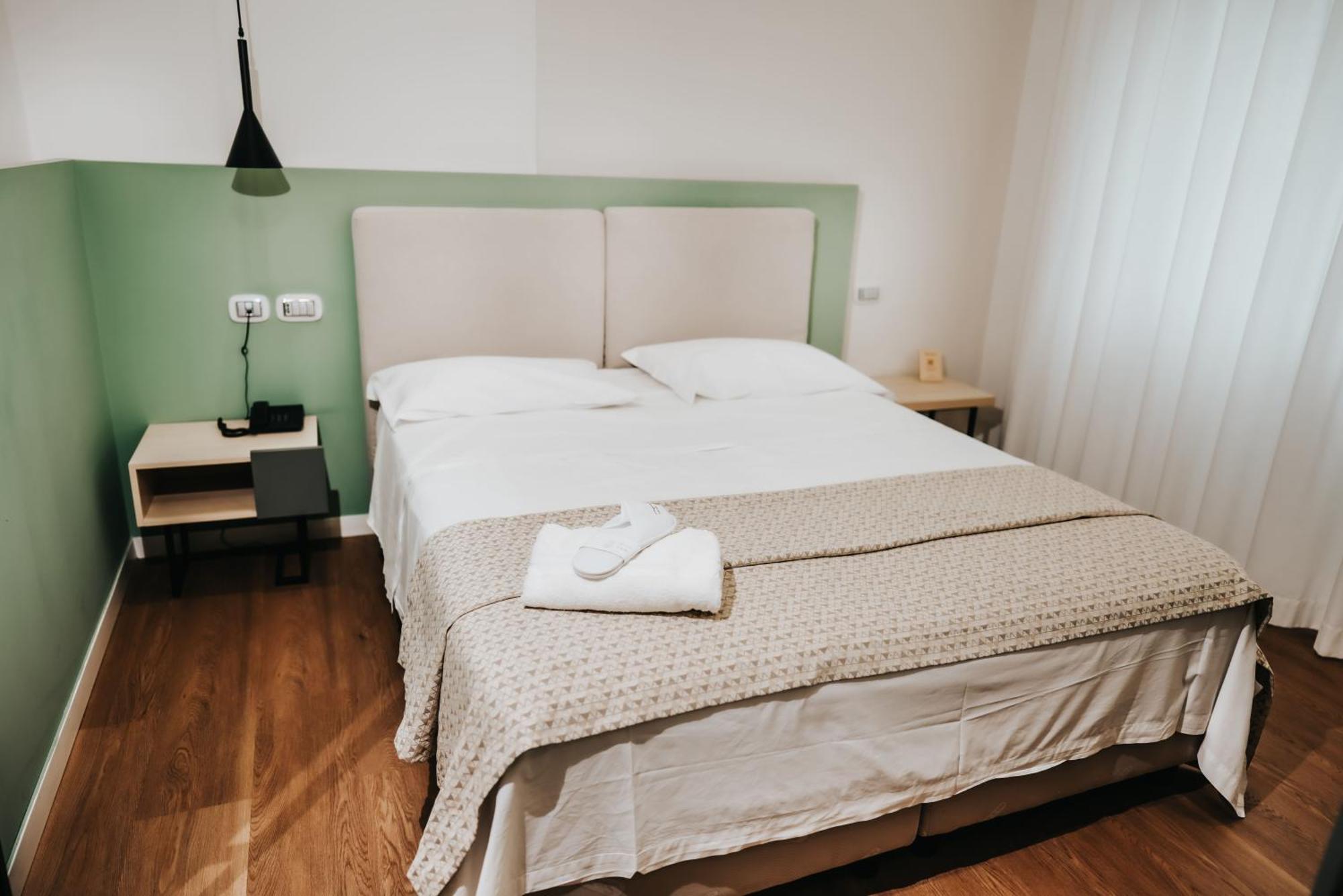 Plana Hotel Caserta Eksteriør billede
